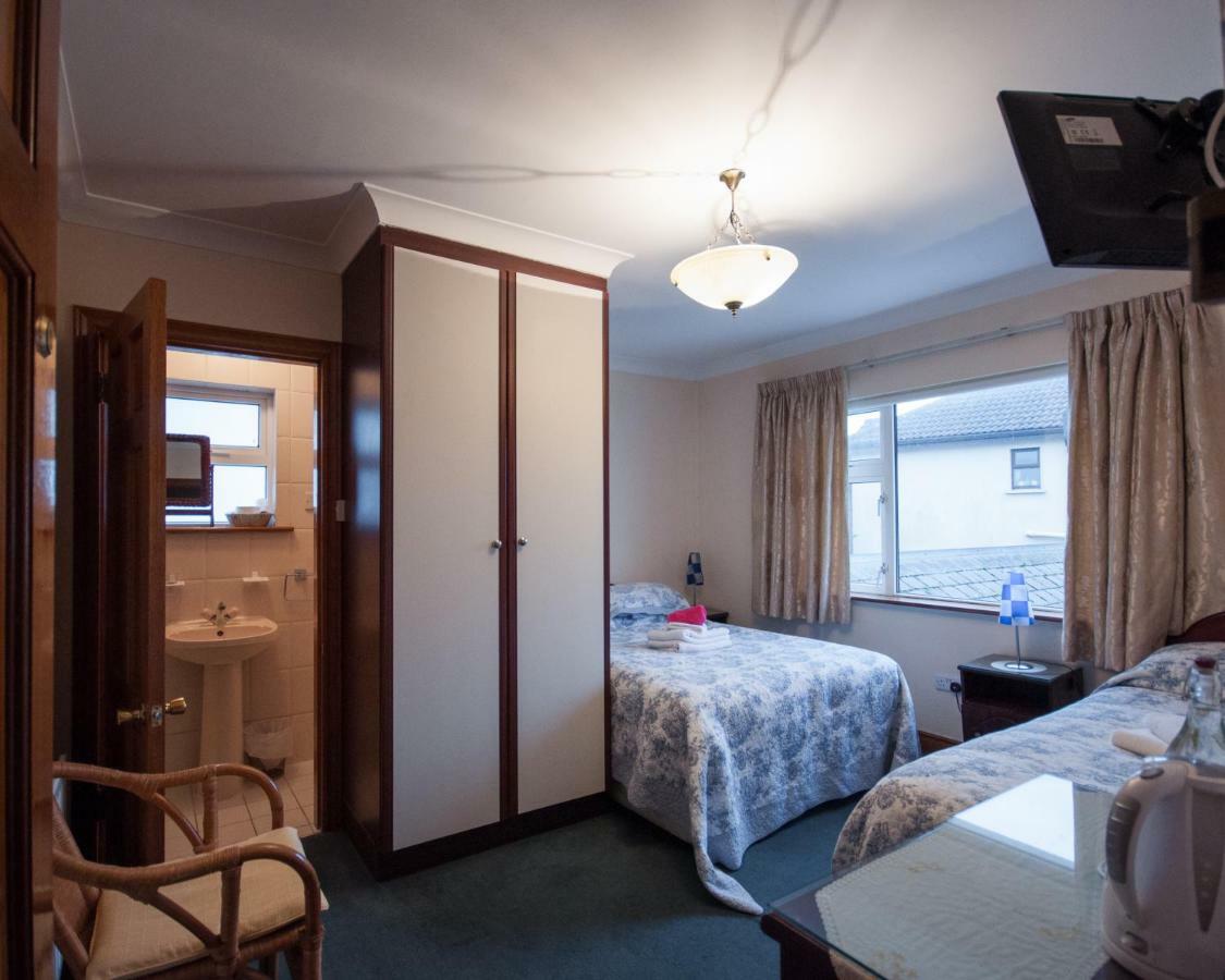 Asgard Guest House Голуей Екстериор снимка